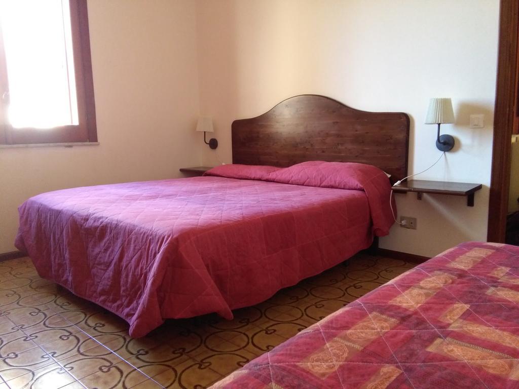 Holiday Home Recanati Джардини Наксос Екстериор снимка